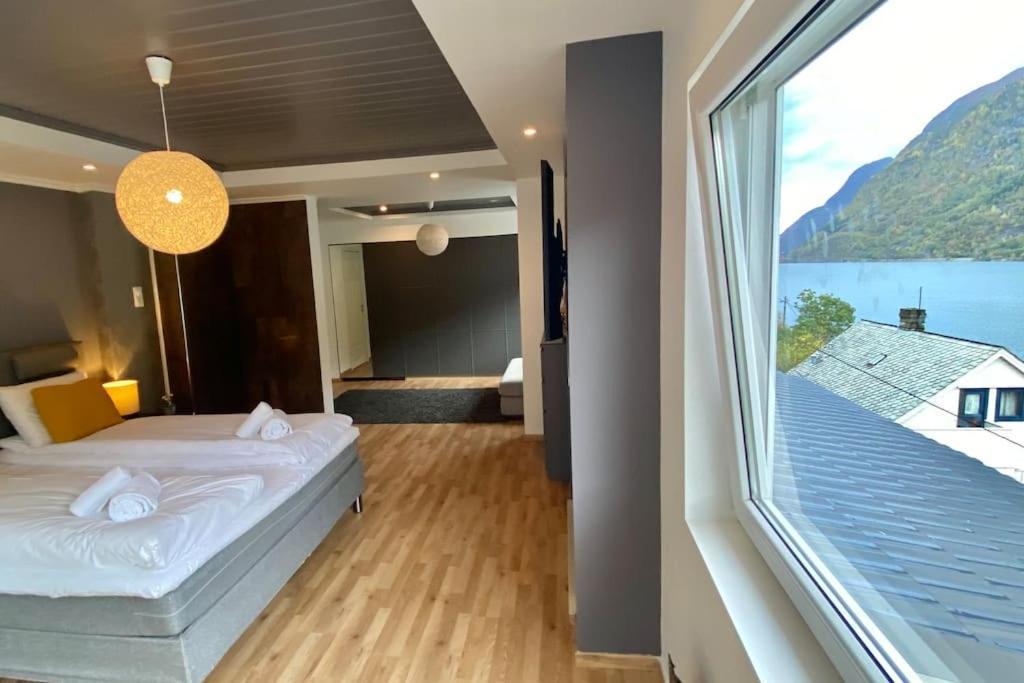 奥达Fjordside Panorama House Trolltunga别墅 外观 照片